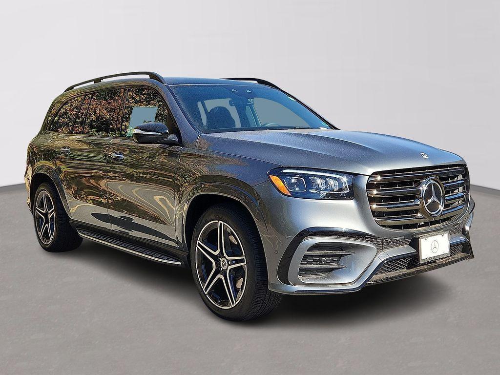 new 2026 Mercedes-Benz GLS 450 car, priced at $101,135