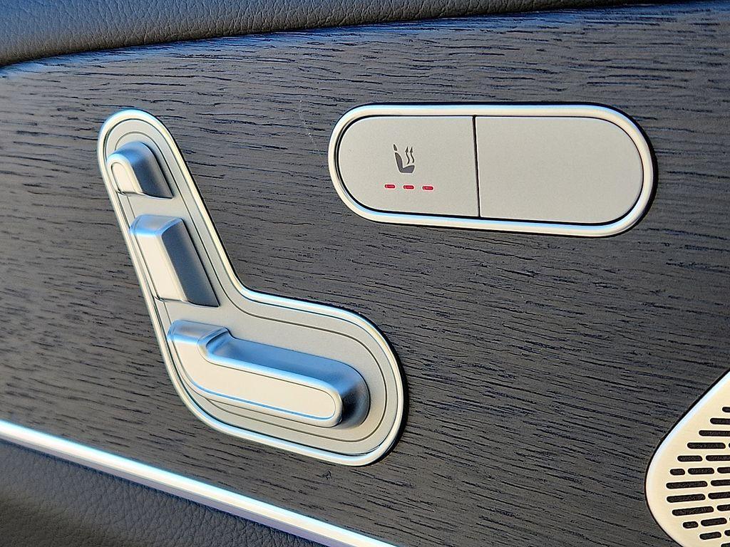 new 2026 Mercedes-Benz GLS 450 car, priced at $101,135