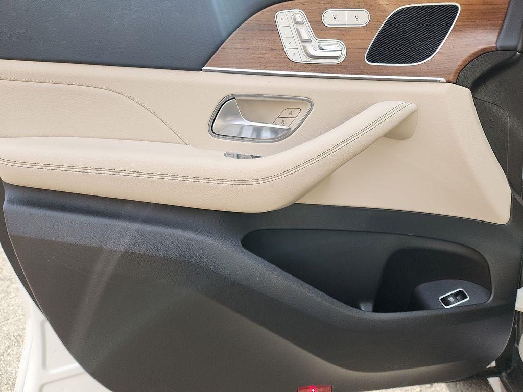 used 2024 Mercedes-Benz GLE 350 car, priced at $54,500