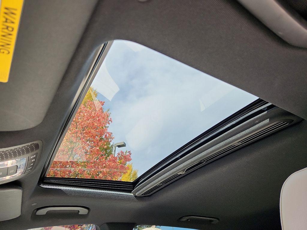 used 2024 Mercedes-Benz GLE 350 car, priced at $54,500