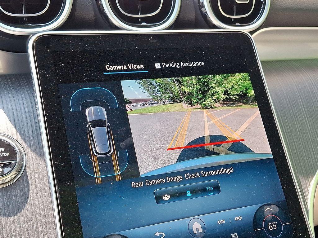 new 2025 Mercedes-Benz GLC 300 car, priced at $55,985