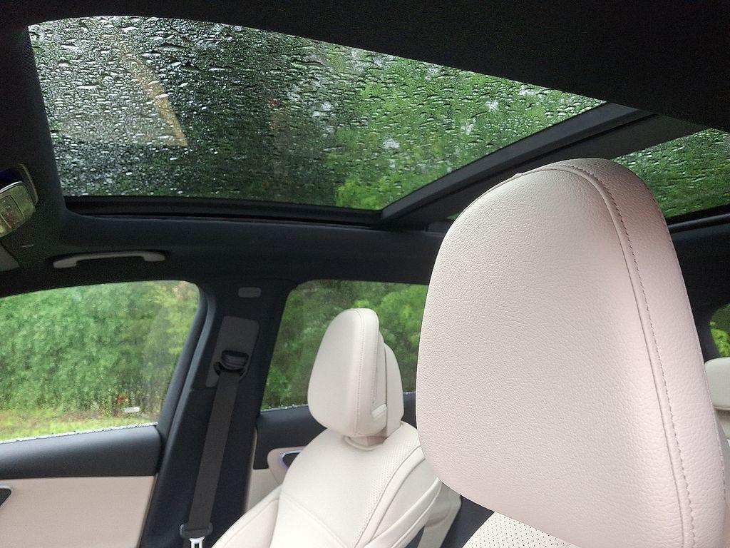 new 2025 Mercedes-Benz GLC 350e car, priced at $68,720