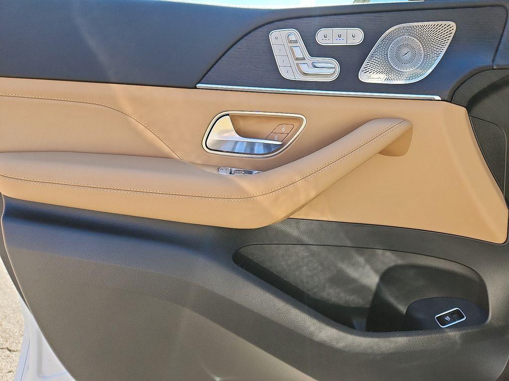 new 2026 Mercedes-Benz GLE 450 car, priced at $80,335