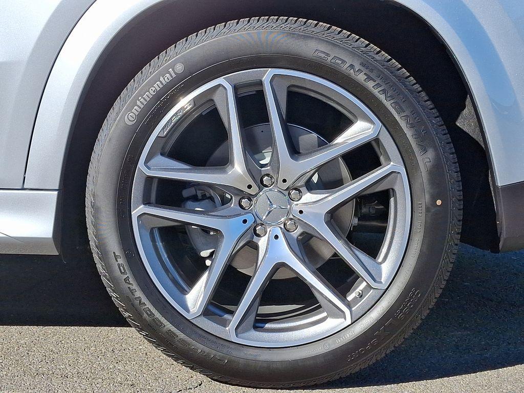 new 2025 Mercedes-Benz AMG GLE 53 car, priced at $93,835