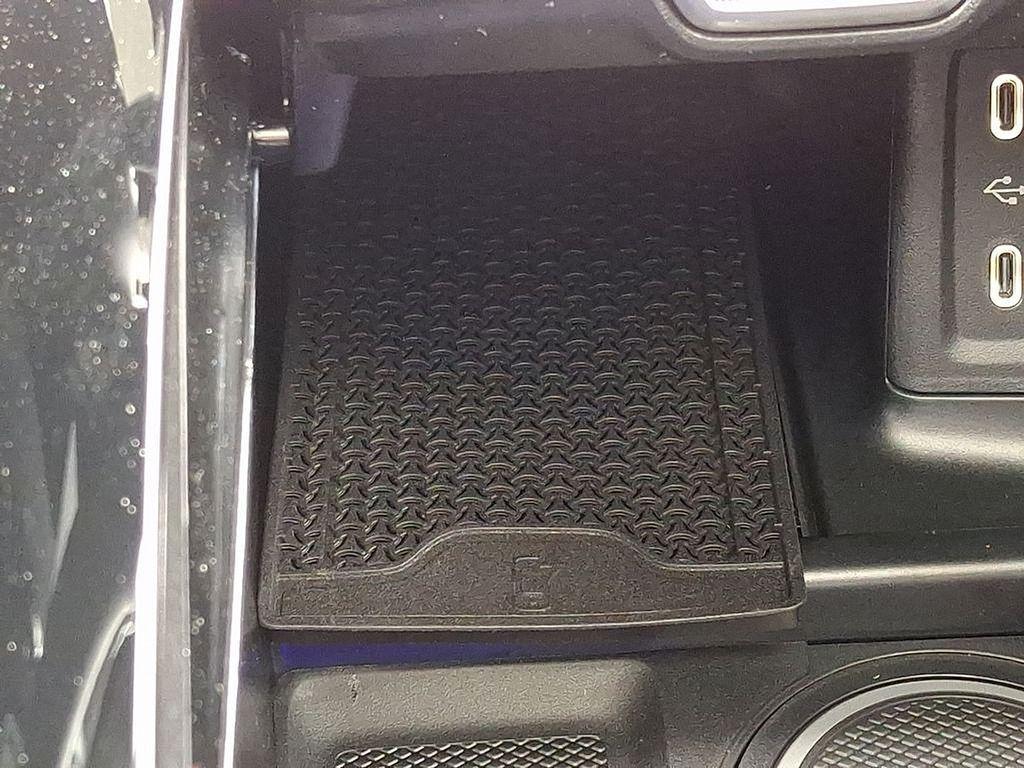 used 2025 Mercedes-Benz GLC 350e car, priced at $62,000