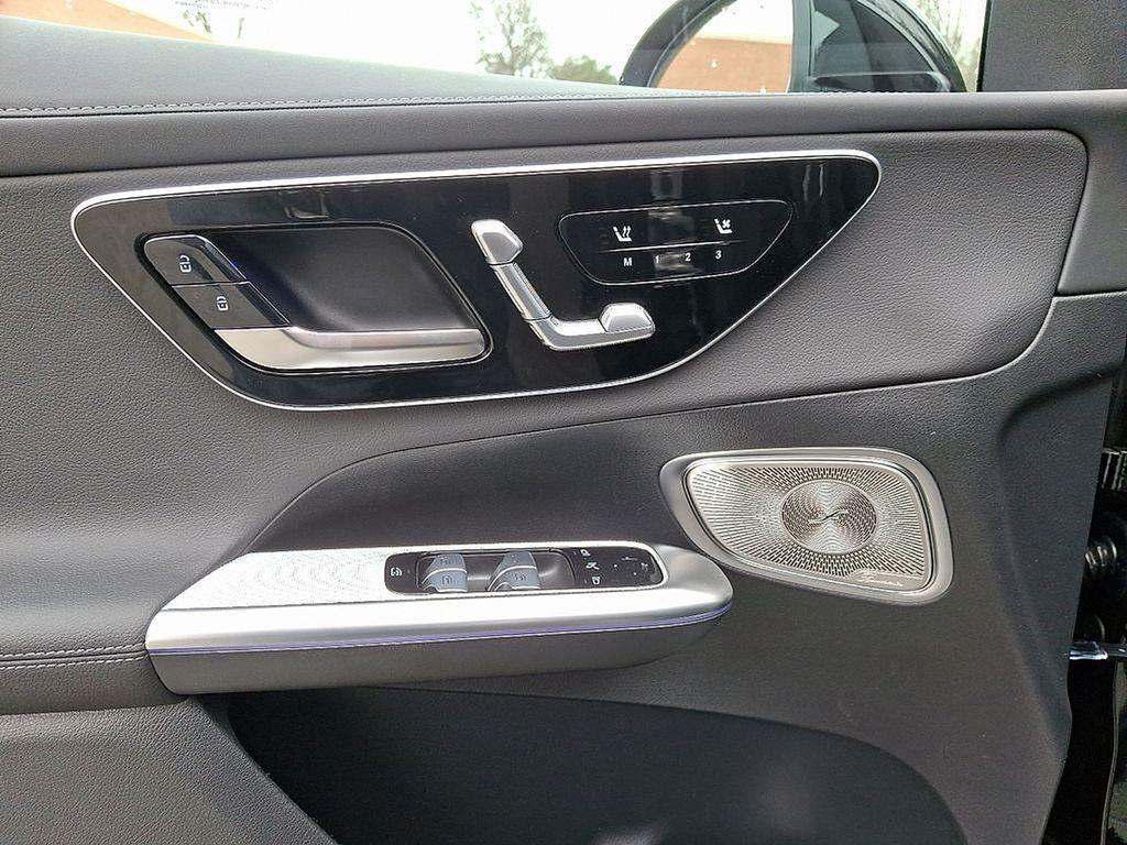 used 2025 Mercedes-Benz GLC 350e car, priced at $62,000