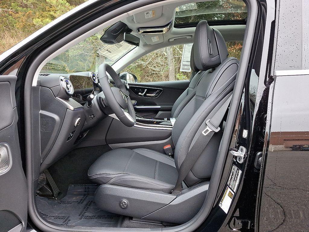 used 2025 Mercedes-Benz GLC 350e car, priced at $62,000