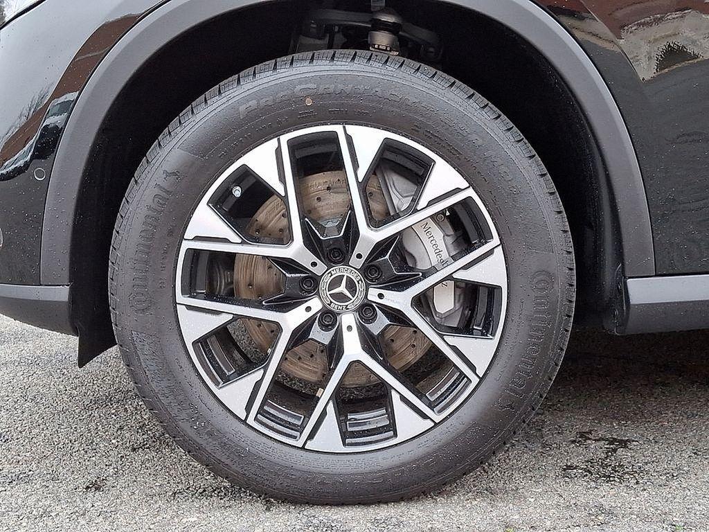 used 2025 Mercedes-Benz GLC 350e car, priced at $62,000