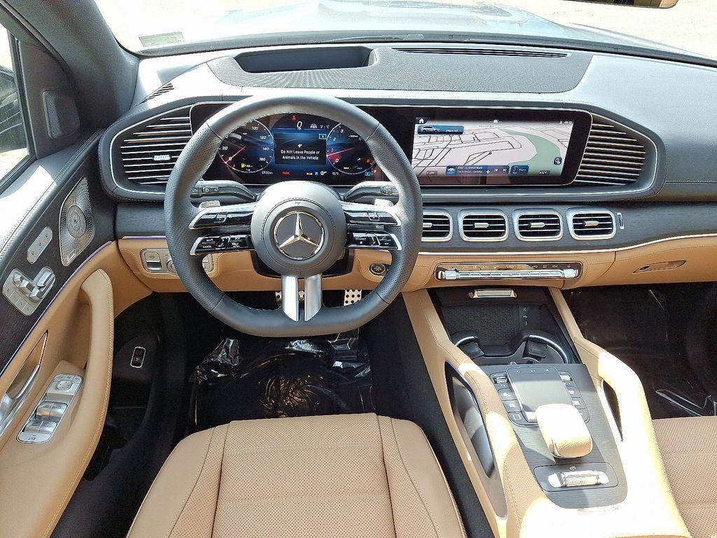new 2025 Mercedes-Benz GLS 450 car, priced at $102,890