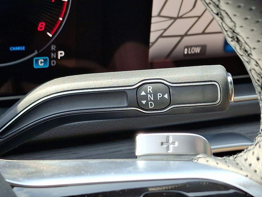 new 2025 Mercedes-Benz GLS 450 car, priced at $102,890