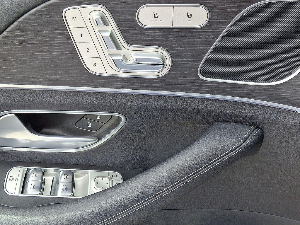 used 2025 Mercedes-Benz GLE 350 car, priced at $60,900
