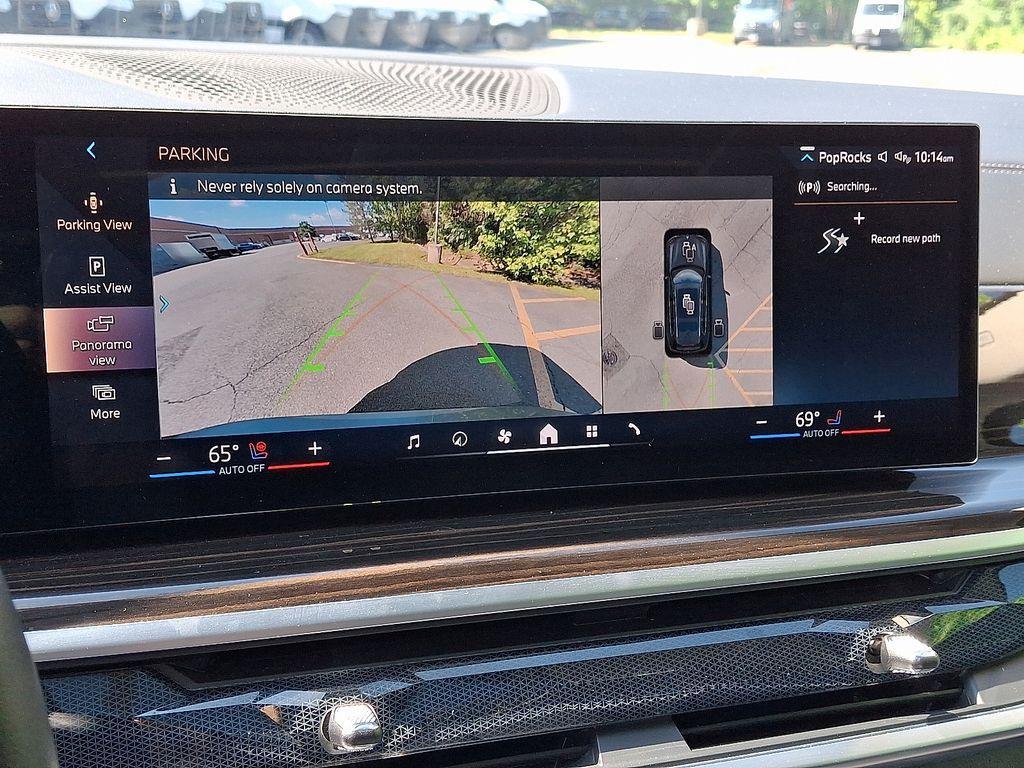 used 2024 BMW X7 car, priced at $62,836