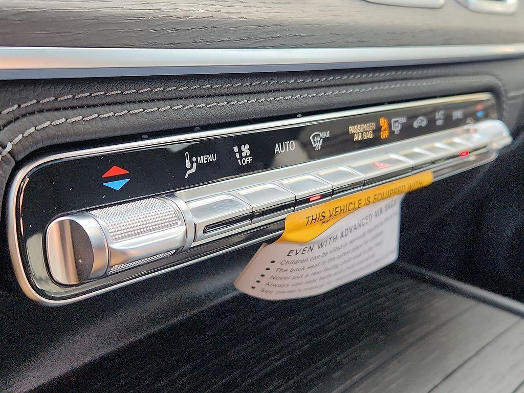 new 2026 Mercedes-Benz GLE 450 car, priced at $90,050