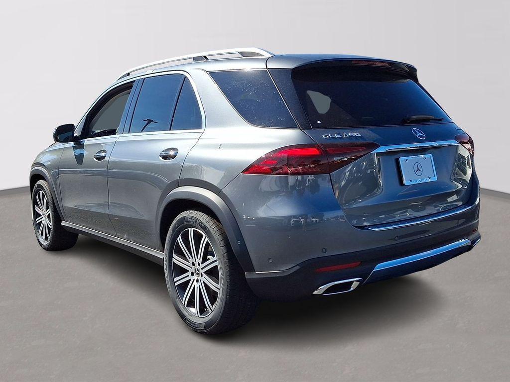new 2026 Mercedes-Benz GLE 350 car, priced at $71,465