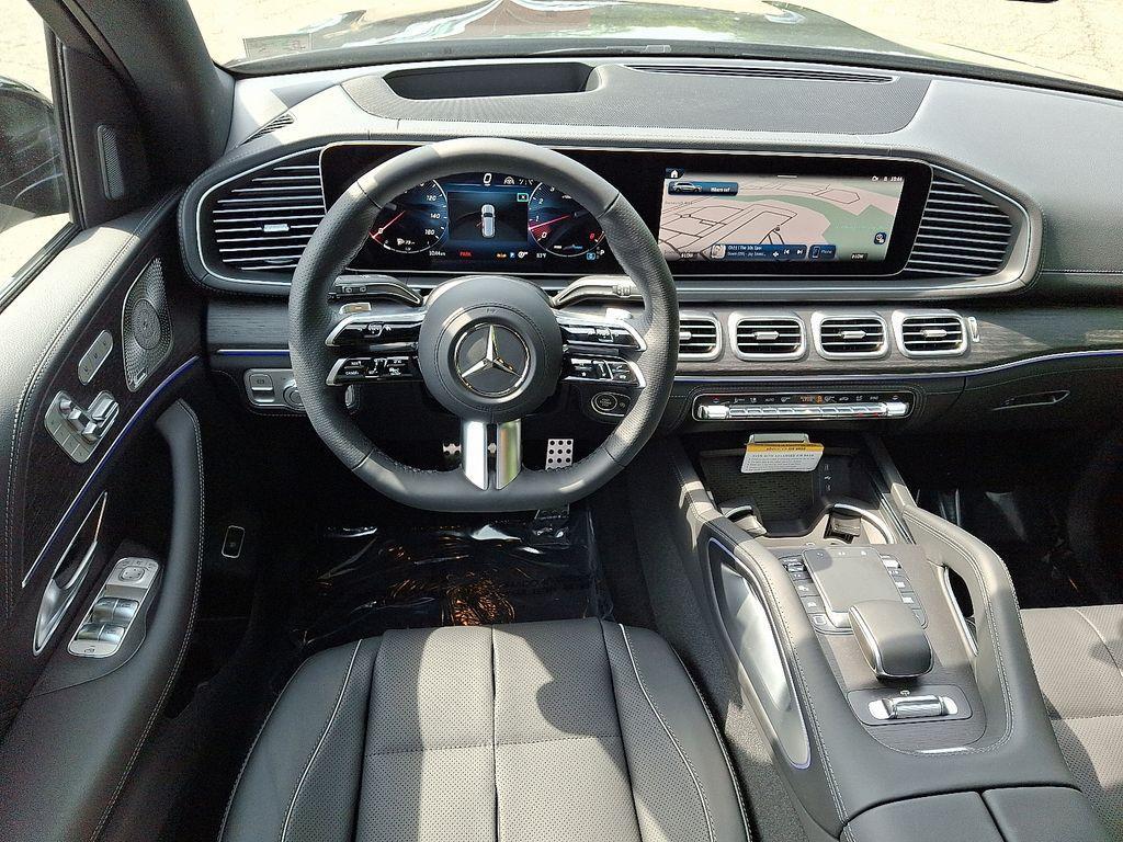 new 2025 Mercedes-Benz GLS 580 car, priced at $124,850