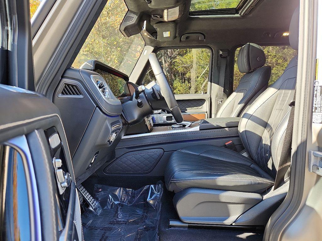 used 2021 Mercedes-Benz G-Class car, priced at $125,800