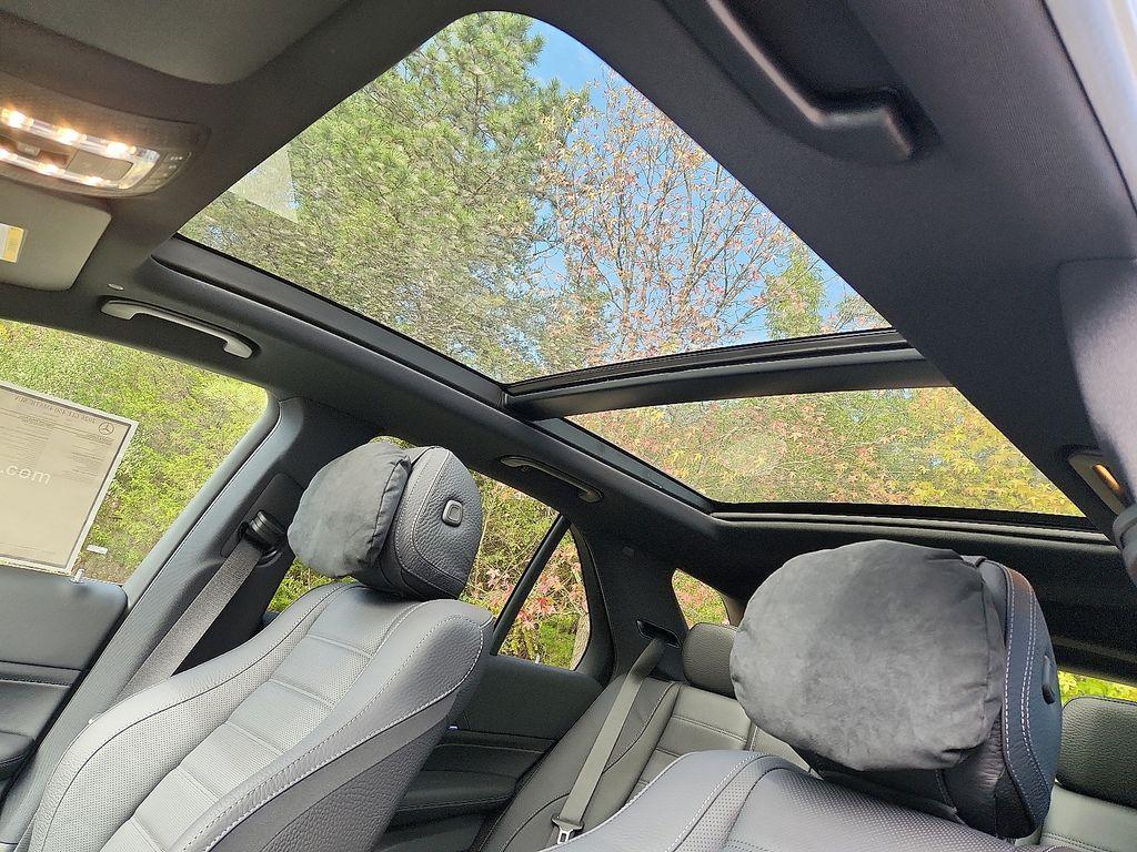 new 2026 Mercedes-Benz GLE 450 car, priced at $89,035