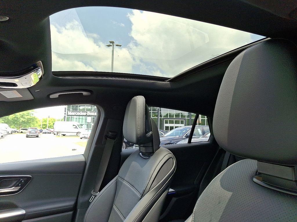 new 2025 Mercedes-Benz GLC 300 car, priced at $65,735