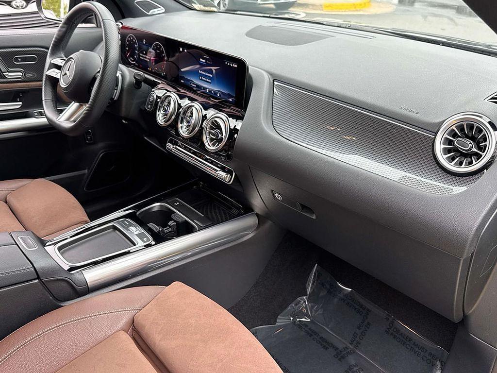 used 2025 Mercedes-Benz GLA 250 car