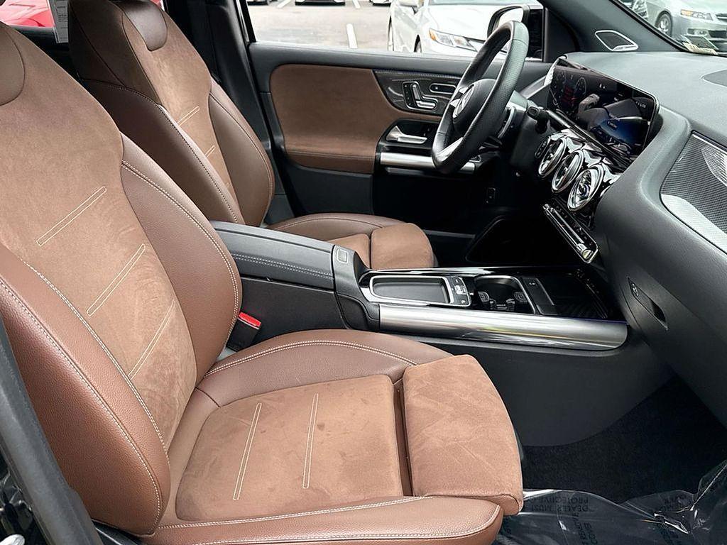 used 2025 Mercedes-Benz GLA 250 car