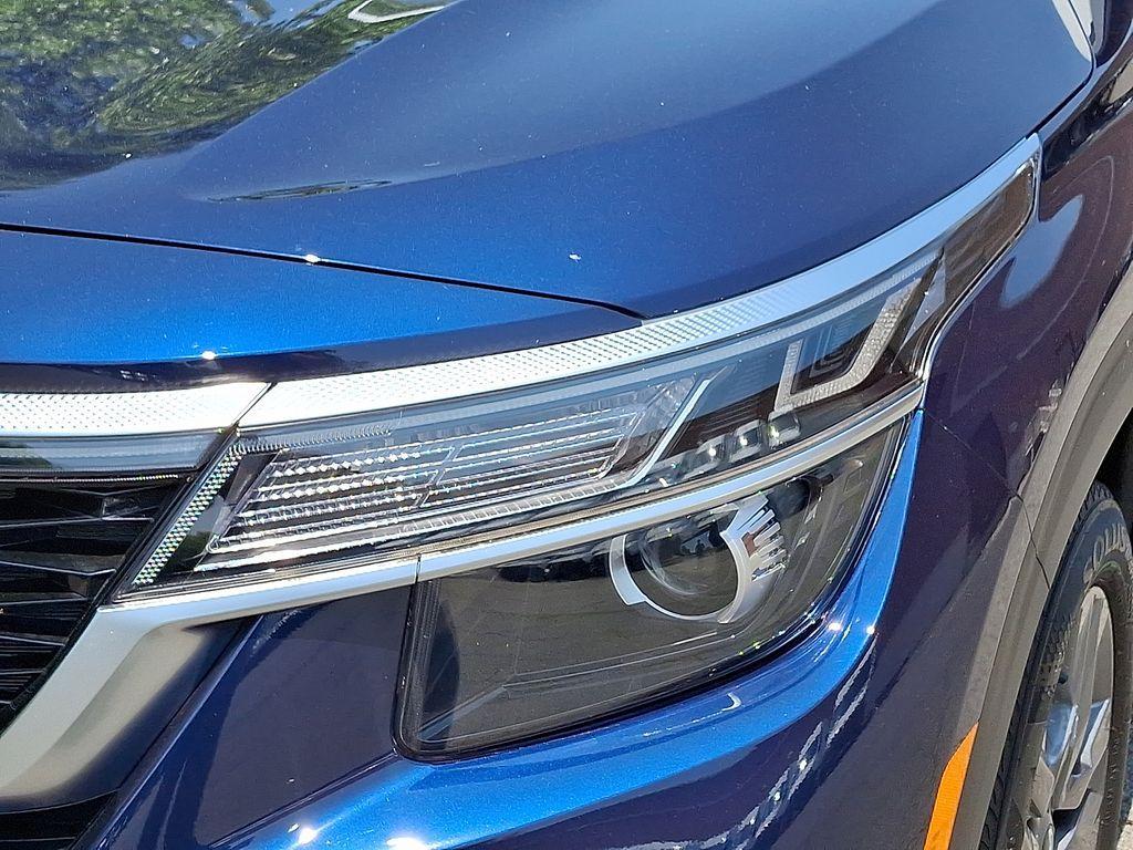 used 2023 Kia Seltos car, priced at $21,200