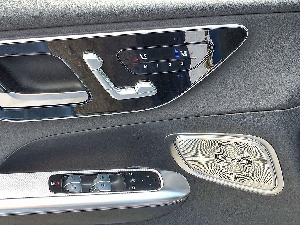 new 2025 Mercedes-Benz GLC 350e car, priced at $66,300
