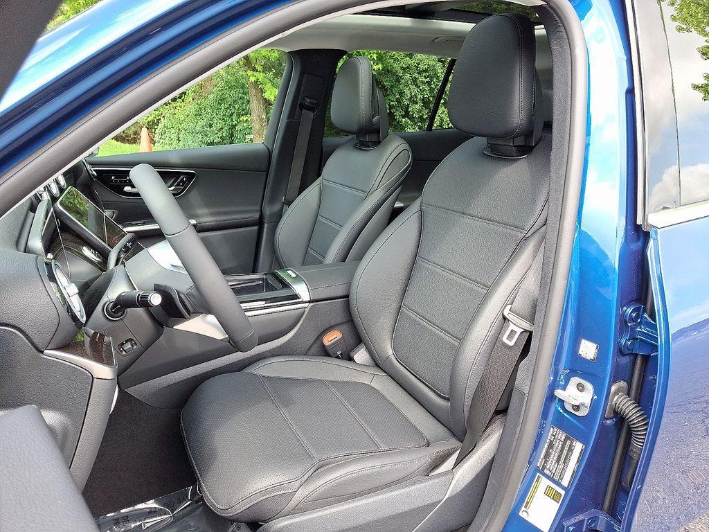 new 2025 Mercedes-Benz GLC 350e car, priced at $66,300