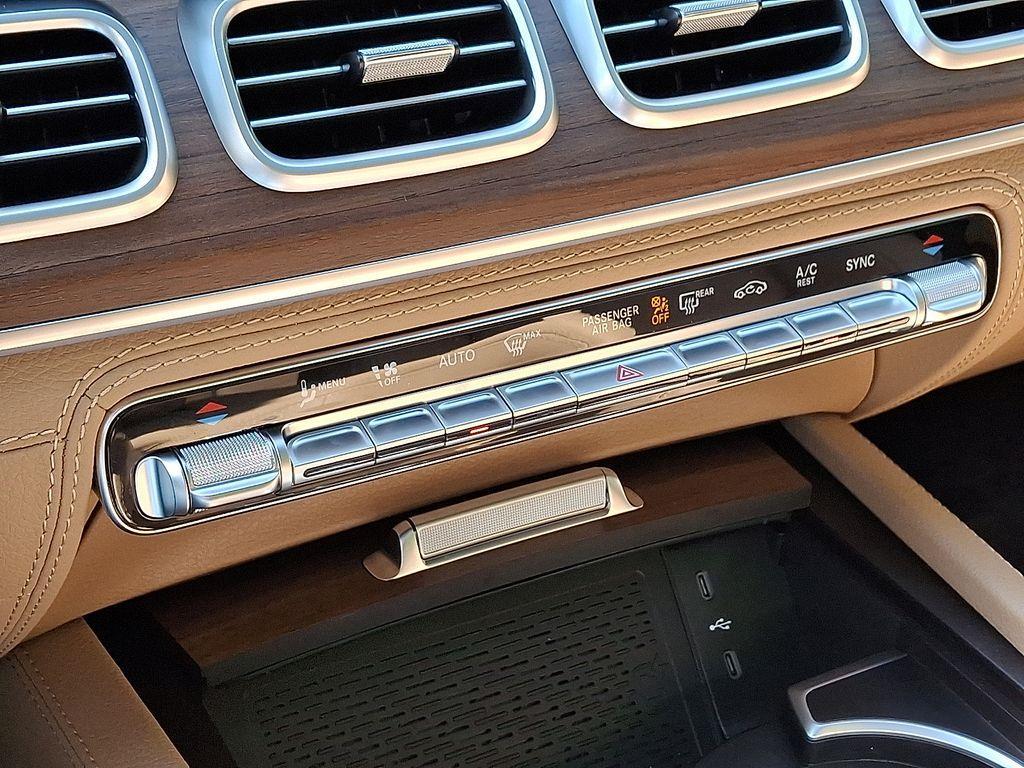 new 2025 Mercedes-Benz GLE 350 car, priced at $78,355