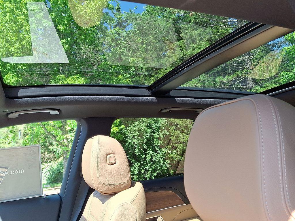 new 2025 Mercedes-Benz GLE 350 car, priced at $78,355