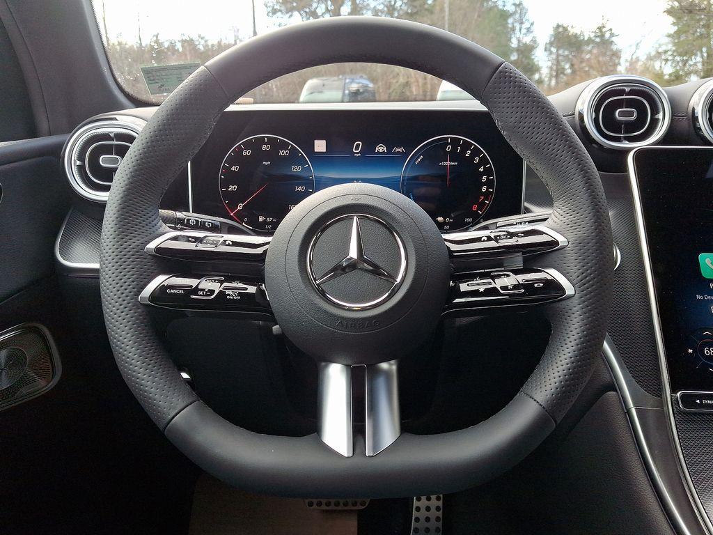 new 2025 Mercedes-Benz GLC 350e car, priced at $70,775