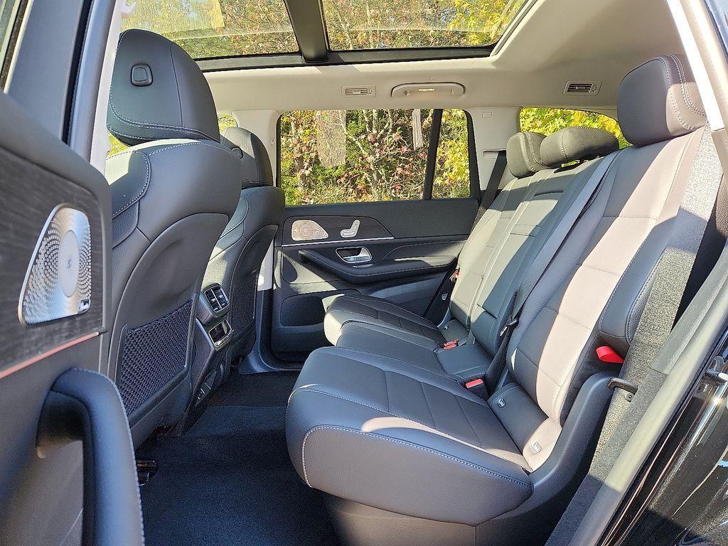 new 2026 Mercedes-Benz GLS 450 car, priced at $97,850