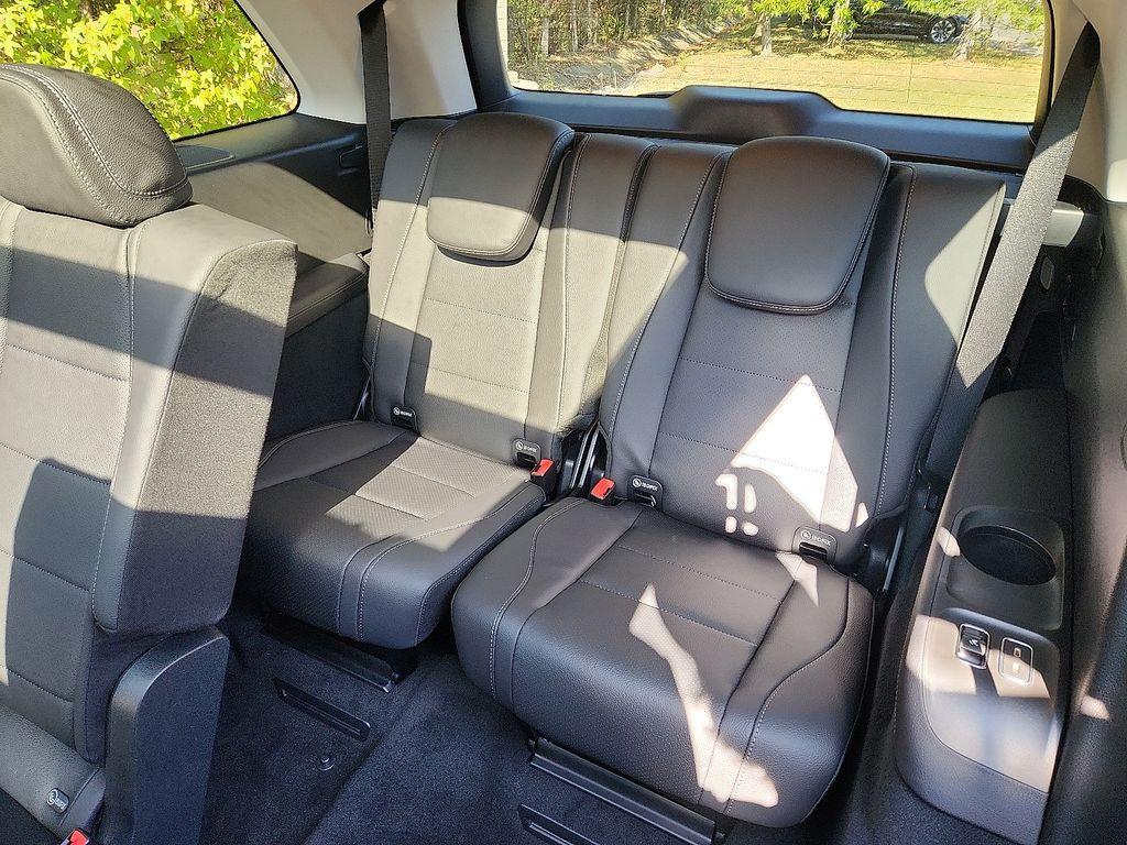 new 2026 Mercedes-Benz GLS 450 car, priced at $97,850