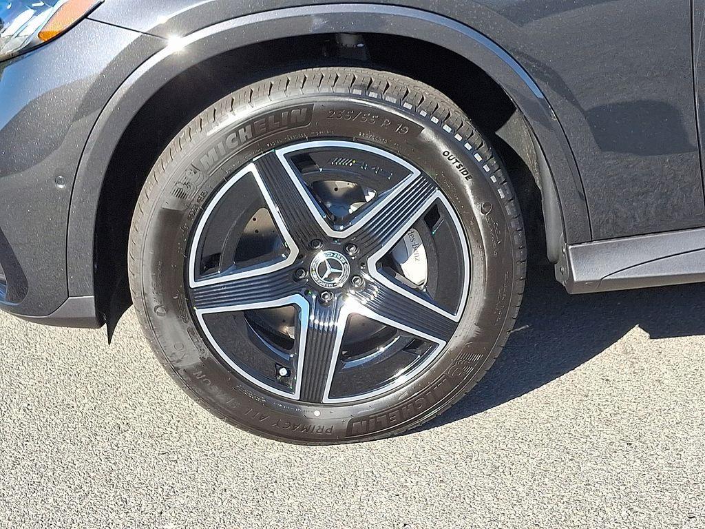 new 2026 Mercedes-Benz GLC 300 car, priced at $66,345