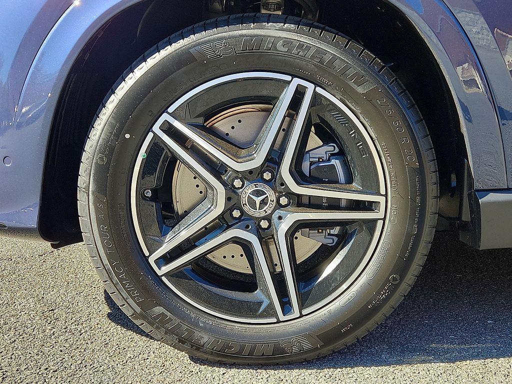 new 2026 Mercedes-Benz GLE 450 car, priced at $82,815