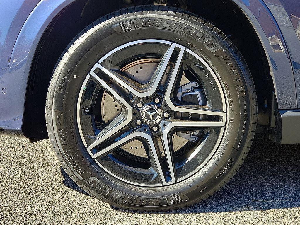 new 2026 Mercedes-Benz GLE 450 car, priced at $82,815