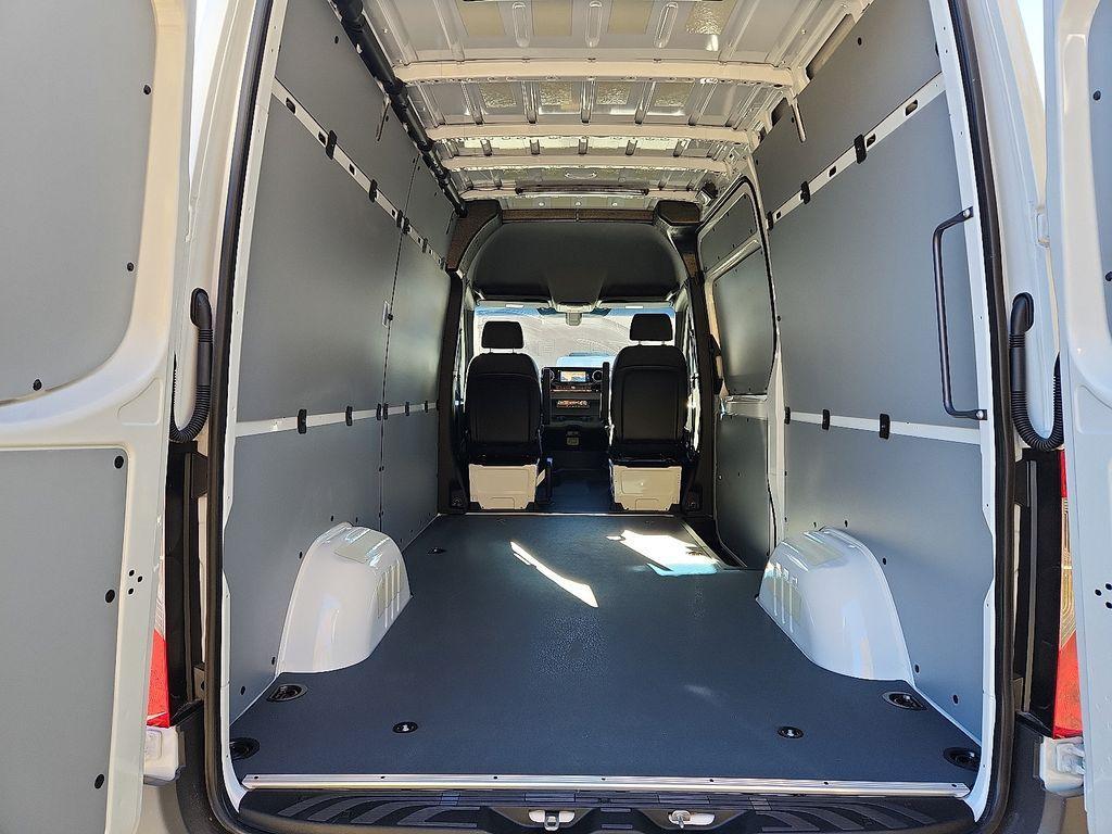 new 2025 Mercedes-Benz Sprinter 2500 car, priced at $61,570