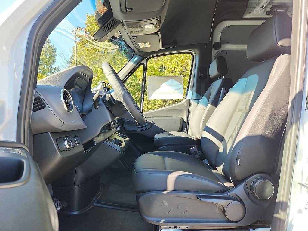 new 2025 Mercedes-Benz Sprinter 2500 car, priced at $61,570