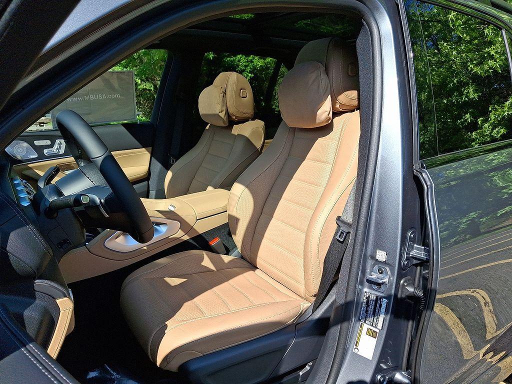 new 2025 Mercedes-Benz GLE 350 car, priced at $81,105
