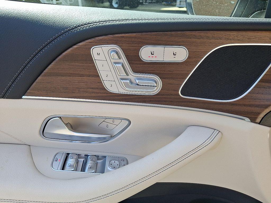 new 2025 Mercedes-Benz GLE 450e car, priced at $75,950