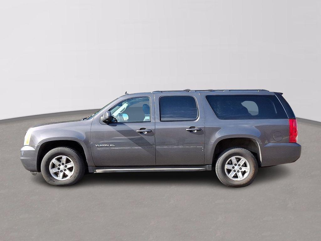 used 2010 GMC Yukon XL car, priced at $9,000