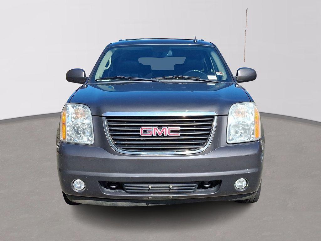 used 2010 GMC Yukon XL car, priced at $9,000