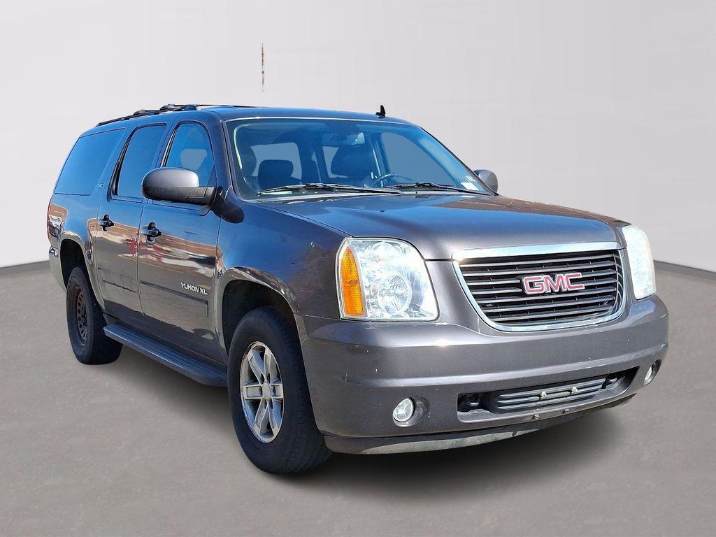 used 2010 GMC Yukon XL car, priced at $9,000