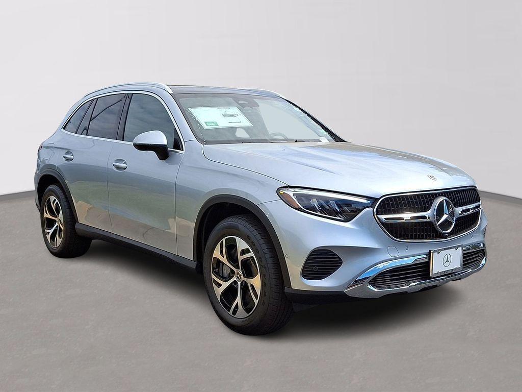 new 2026 Mercedes-Benz GLC 350e car, priced at $64,250