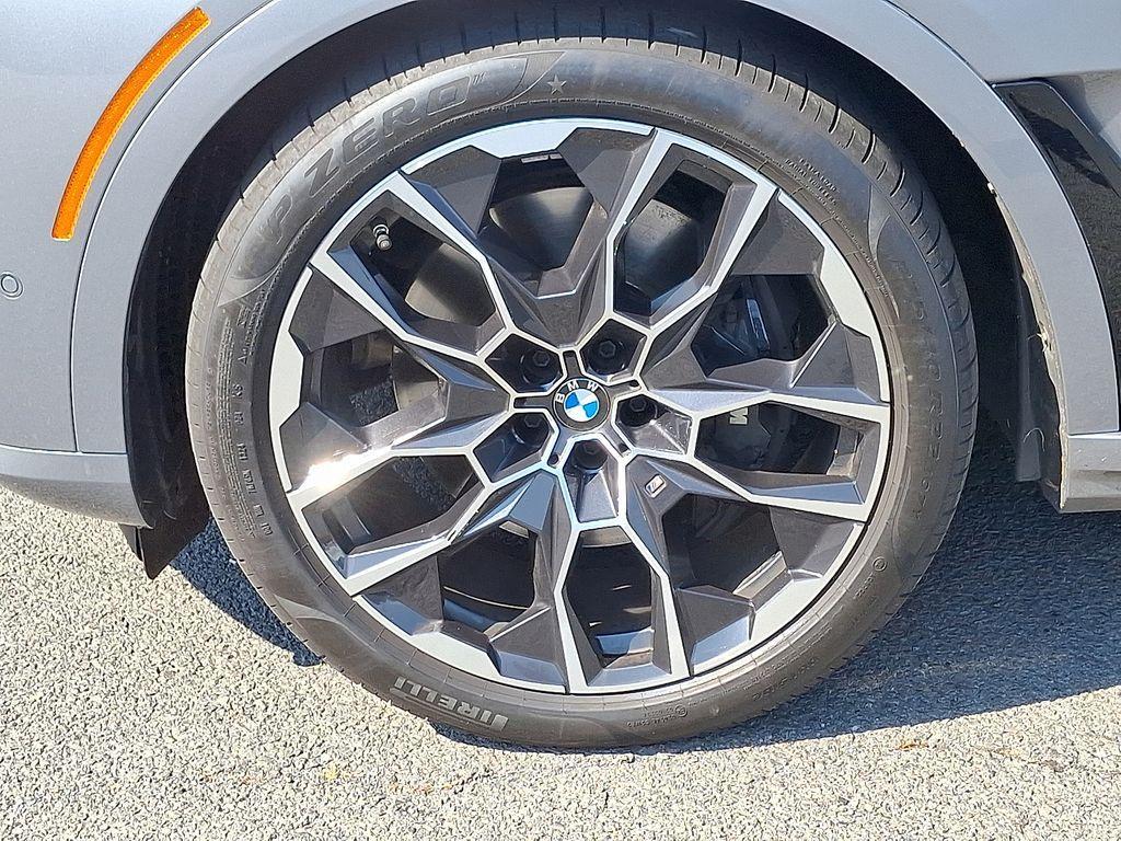 used 2025 BMW X7 car, priced at $77,000