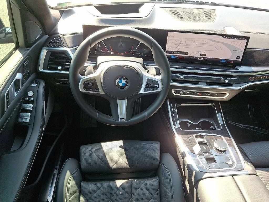 used 2025 BMW X7 car, priced at $77,000