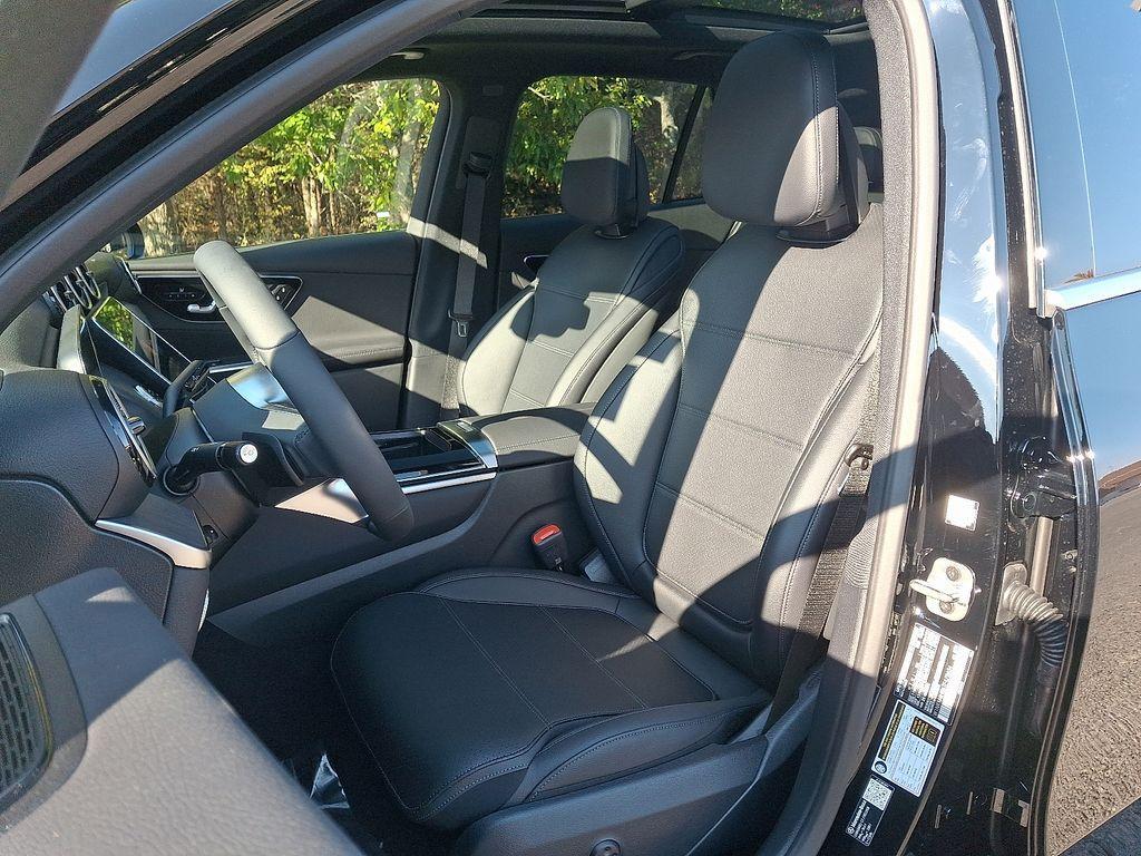 new 2026 Mercedes-Benz GLC 300 car, priced at $54,585