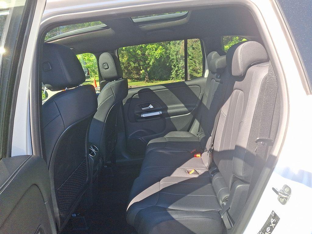 used 2023 Mercedes-Benz GLB 250 car, priced at $33,900