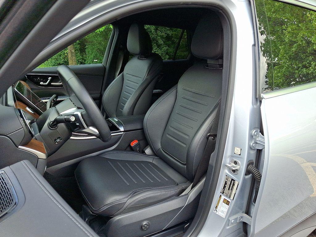 used 2025 Mercedes-Benz GLC 350e car, priced at $58,200