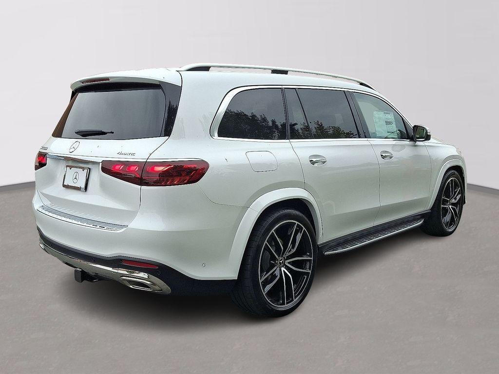 new 2026 Mercedes-Benz GLS 580 car, priced at $123,615