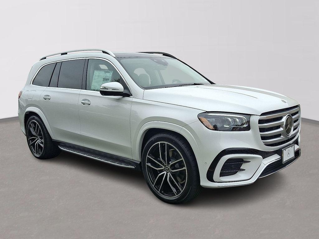 new 2026 Mercedes-Benz GLS 580 car, priced at $123,615
